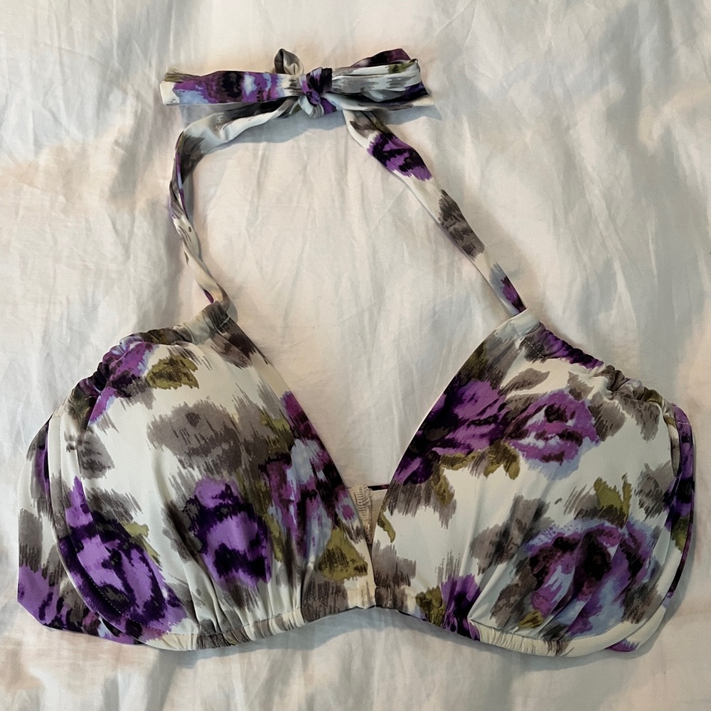 EUC LandsEnd Floral Halter Bikini Top
Size 12